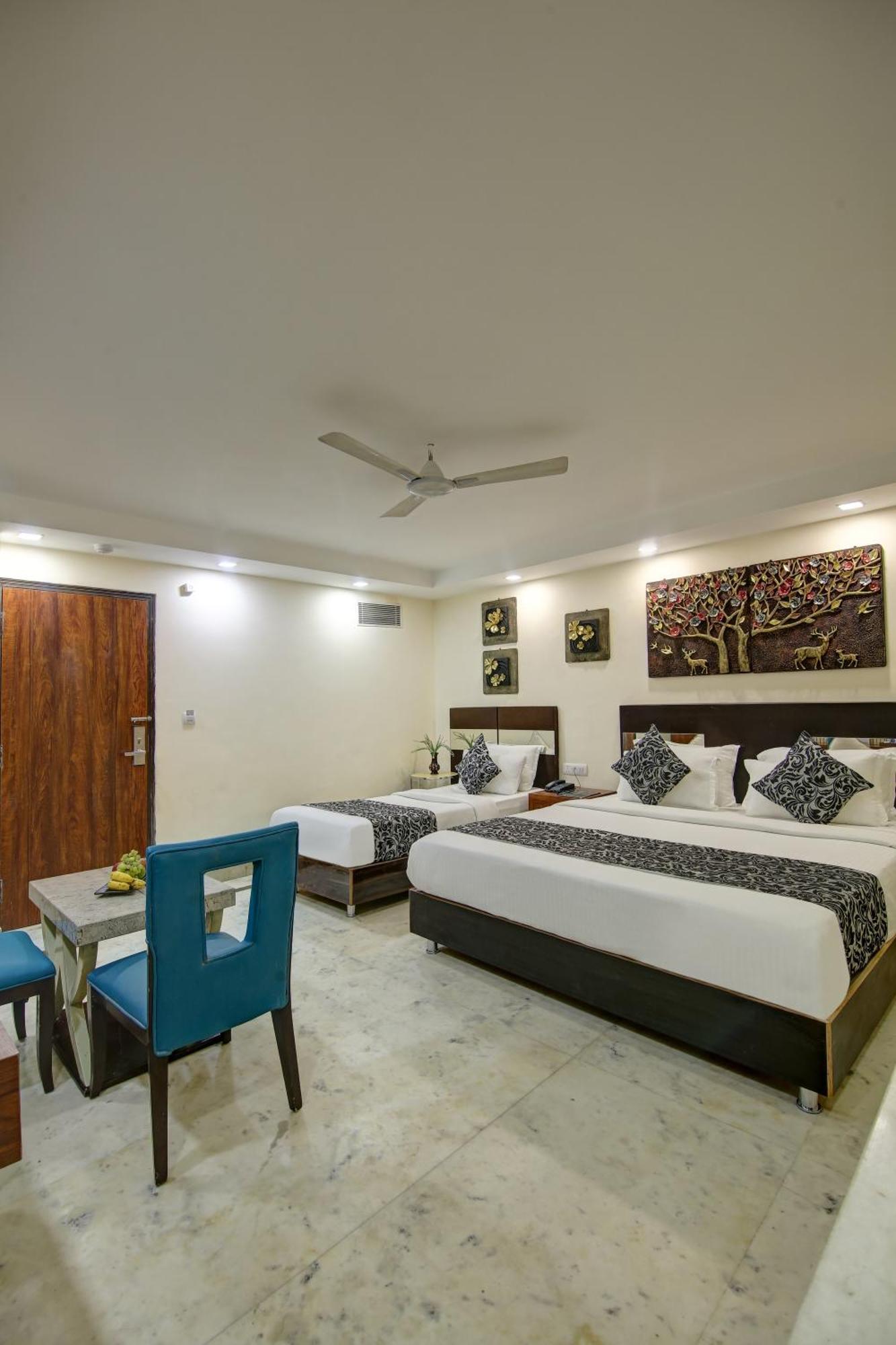 Hotel Neu Villa - Near Connaught Place & New Delhi Railway Station Neu-Delhi Exterior foto
