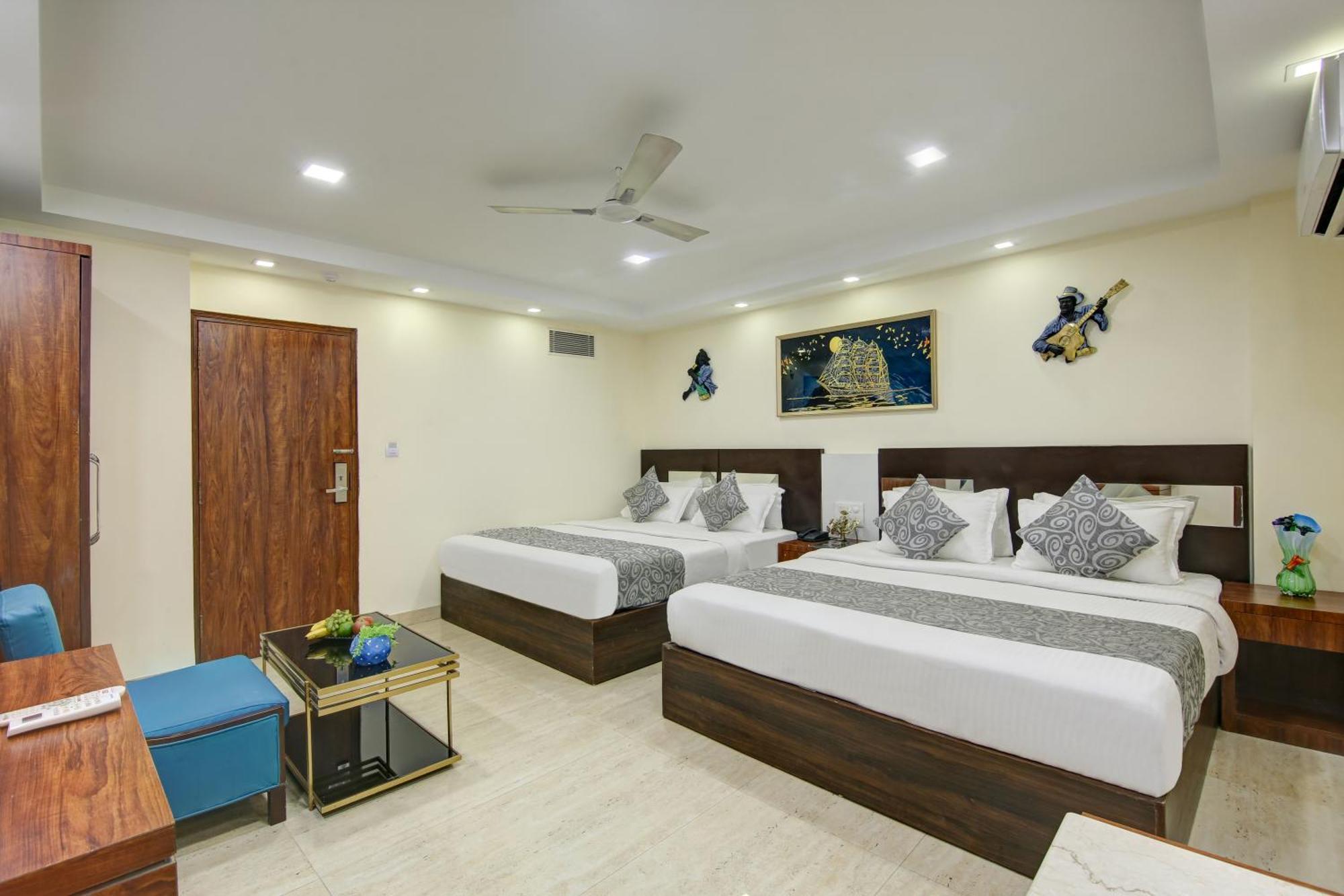 Hotel Neu Villa - Near Connaught Place & New Delhi Railway Station Neu-Delhi Exterior foto